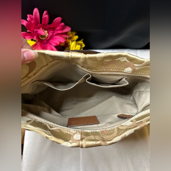 Super Classic Coach F13980 Carly Optic Signature Handbag w/Leather Strap & Trim - Picture 12 of 16